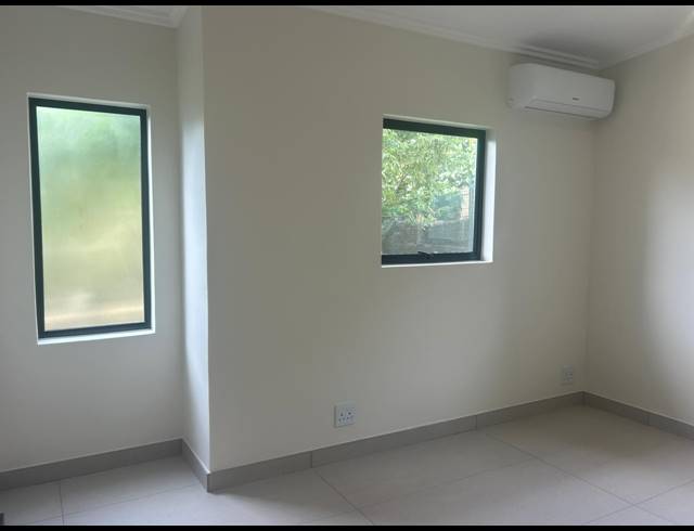 3 BEDROOM HOUSE FOR SALE IN SHAKAS ROCK